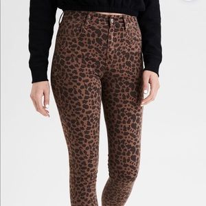 AE High Rise Cheetah Jegging